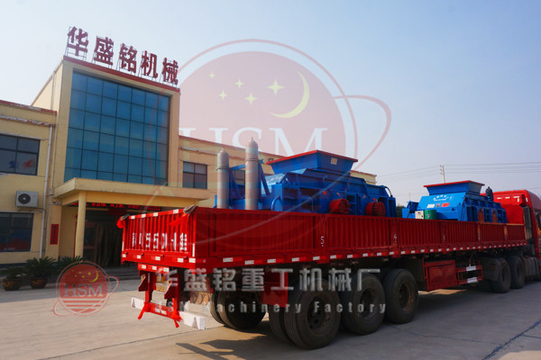對(duì)輥破碎機(jī)發(fā)貨現(xiàn)場